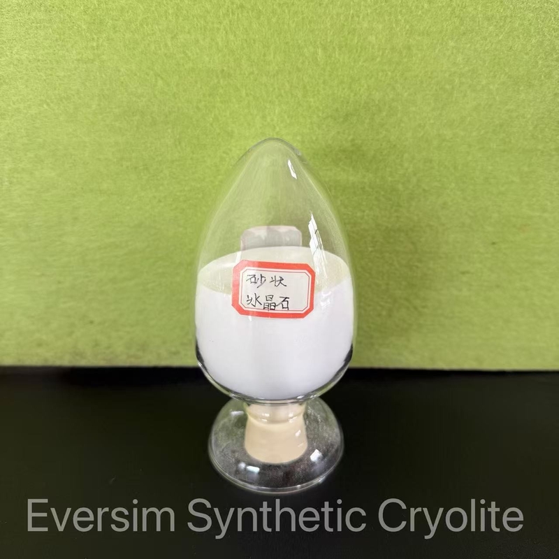 منتجات كيميائية CH-1/CM-1 كثافة 2.9 جم/سم3 كرايوليت صناعي Na3AlF6 لمصنع البناء