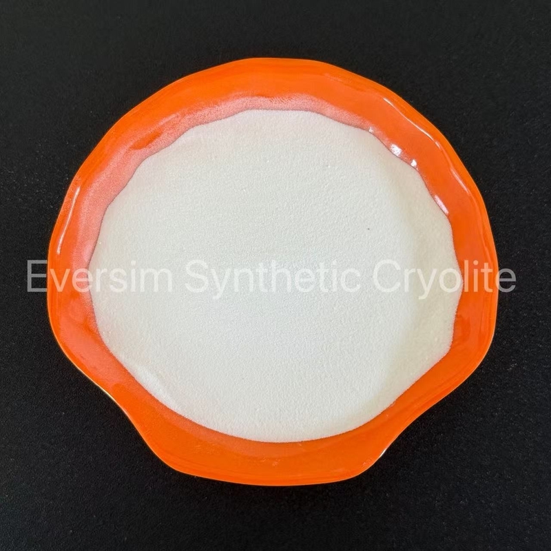 منتجات كيميائية CH-1/CM-1 كثافة 2.9 جم/سم3 كرايوليت صناعي Na3AlF6 لمصنع البناء