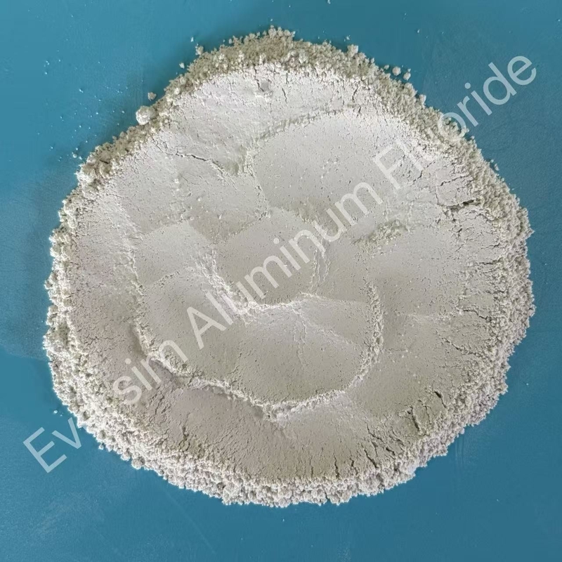 منتجات كيميائية للبيع الساخن CAS7784-18-1 الفلوريد الألومنيوم AlF3 الوزن الجزيئي 83.98 لصناعة السيراميك