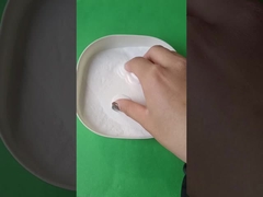 فلوريد الألومنيوم الرملي الأبيض